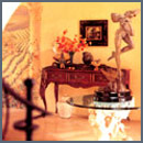 Uplifting and whimsical foyer 